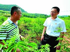 四川省优秀党务工作者黄磊 “把更好的成绩写在农村土地上”