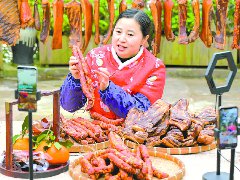 老庙子村为农产品打开“云”销路